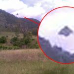 Triangle UFO photographed in Australia