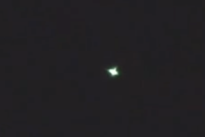 UFO filmed by co-pilot during night time flight from Texas to Florida